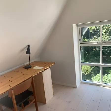 Beautiful And Charming House In Οντένσε